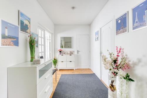 Maisons-Alfort Apartment | Disponible - 5mn Paris - Gare à Pied - Jardin Terrasse - 6 pers - Centre Ville - Proche tous Commerces et transports - Wifi