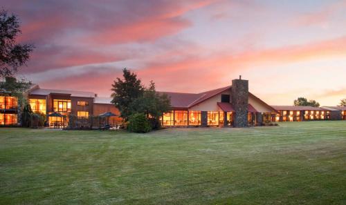 Twizel Hotel | Distinction Mackenzie Country Hotel