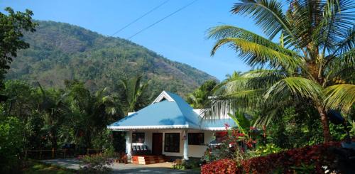 Devikolam Villa | Diya Homestay Mamalakandam