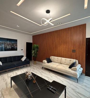 Tchaourou Apartment | Djêdjê Apparte