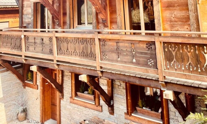 Abondance Ski Chalet | Do you want wide open spaces and nature? This magnificent chalet of more than 200 sq mts and 5 bedro