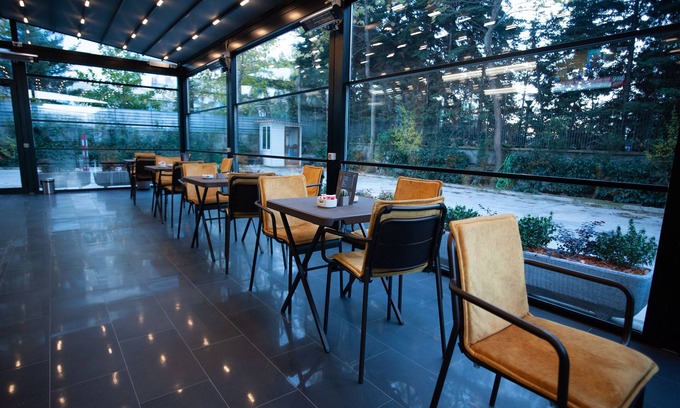 Tirana Hotel | Doanesia Premium Hotel & Spa