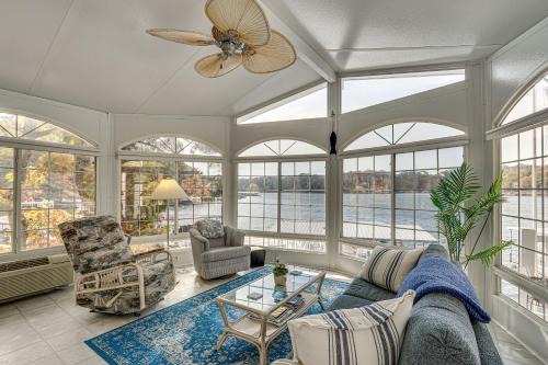 Lake Ozark House | Dock and Kayaks Lake Ozark Family Retreat