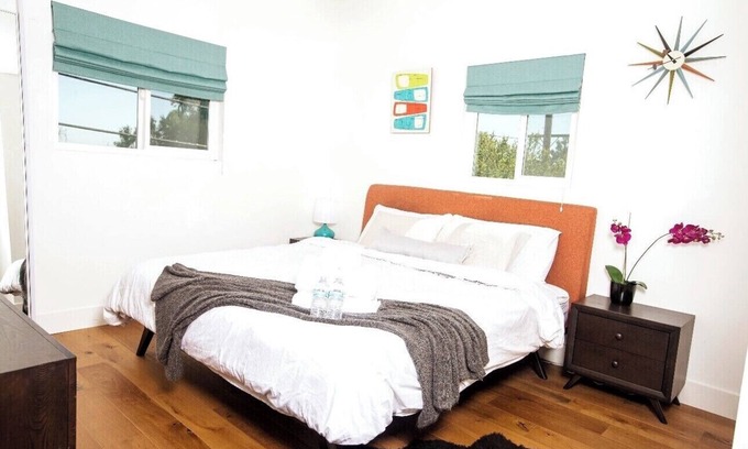Chinatown House | Dodger Stadium/Chinatown/Echo Park Newly updated House!