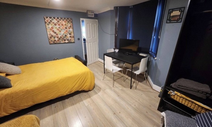 Grove Green Apartment | Dodi Apartments