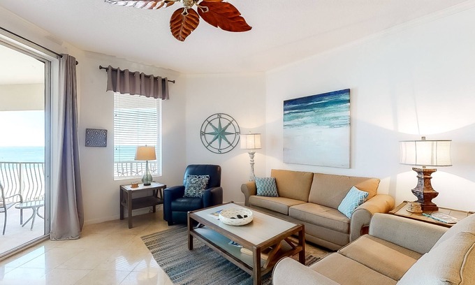 Seagrove Beach Condo | Dog-friendly 4th-floor 3-bedroom condo with stunning Gulf views & pickleball