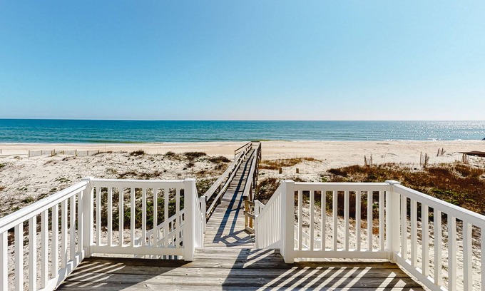 East End House | Dog-friendly beachfront home with private pool, outdoor shower, washer/dryer
