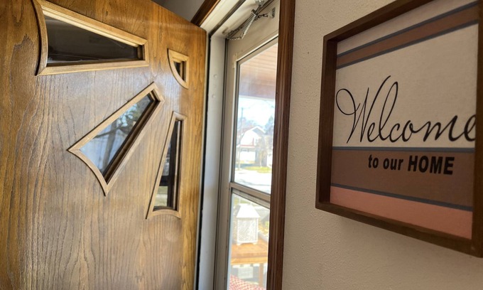 Two Rivers House | Dog-Friendly BEACH Getaway w/Family Suite