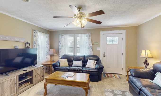 Beaufort House | Dog-friendly coastal home with enclosed yard, gas grill and fire-pit