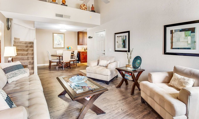 North Scottsdale Condo | Dog-friendly condo with pool, gym, & close to TPC Scottsdale - 30-day minimum