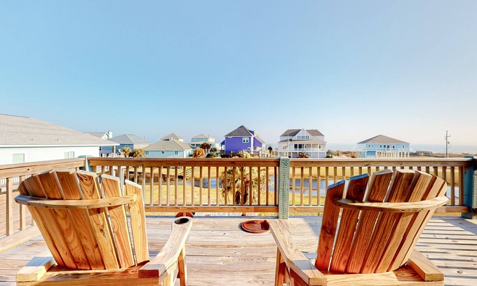 Port Bolivar House | Dog-friendly, Gulf-view beach house with outdoor areas & washer/dryer