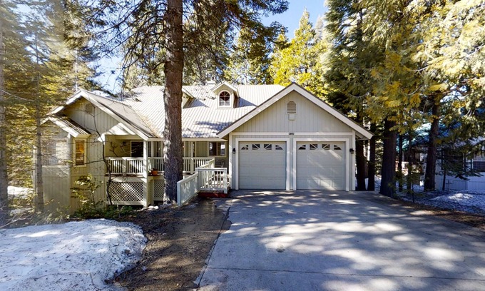 Shaver Lake House | Dog-Friendly Home Surrounded by Nature w/Private Decks, Game Room - Near Tennis