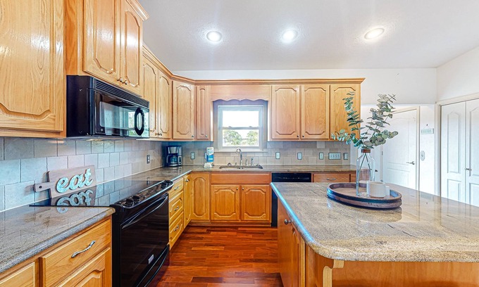 Cape San Blas House | Dog-friendly home steps from the beach with sundecks & screened porch