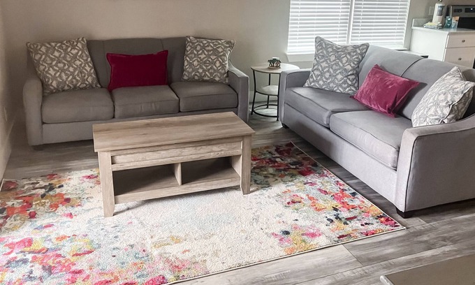 Ono Island House | Dog-Friendly Home w/ High-Speed WiFi, Central AC, Washer/Dryer, & Enclosed Yard