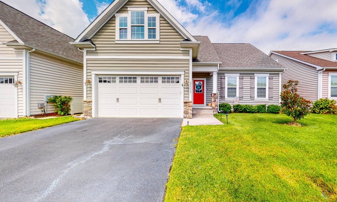 Millville House | Dog-friendly Millville by the Sea home with large yard, porch, grill, AC, & WiFi