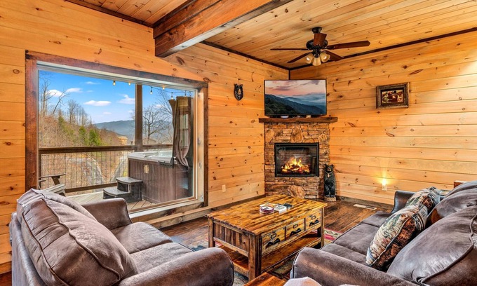Chalet Village North Cabin | Dog-Friendly Mtn View 2 King Suites Hot Tub Shuffleboard Mountain Time