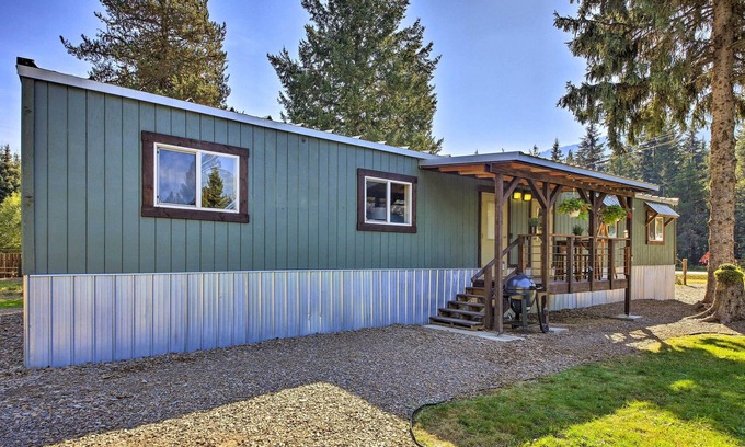 Noxon House | Dog-Friendly Noxon Retreat w/ Pond Access!