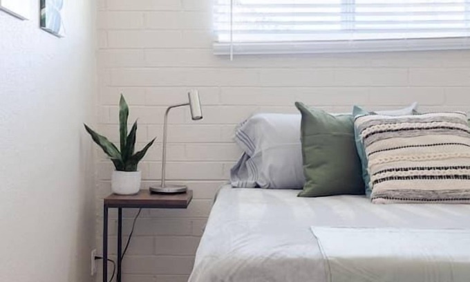 Gilbert Apartment | Dog Friendly | Walk to Downtown Gilbert | King Bed
