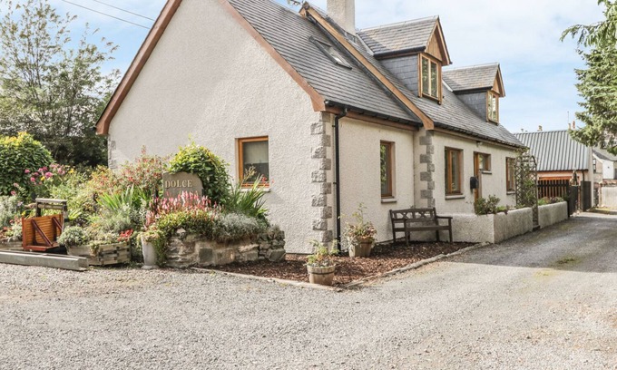 Grantown-on-Spey House | DOLCE CASA, family friendly, with open fire in Grantown-On-Spey