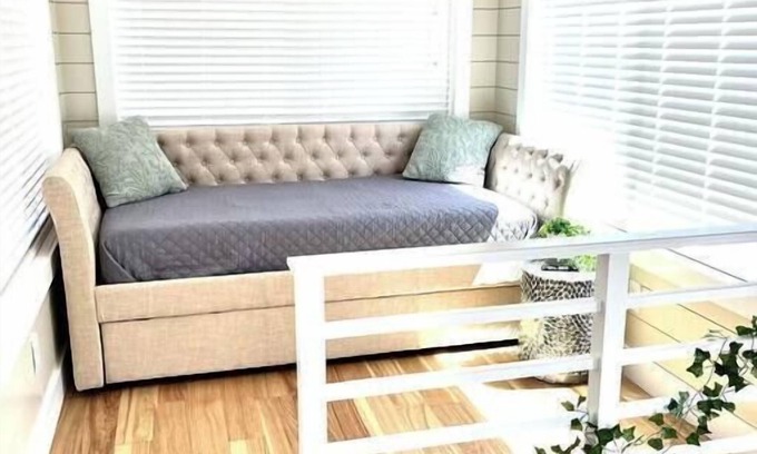 Apple Valley Apartment | Dolce Casa Summary: E