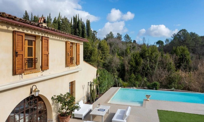 La Colle-sur-Loup Villa | Dolce Villa, Villa au Cœur de la Verdure