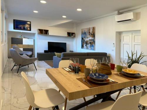 Como City Centre Apartment | Dolce Vista Mantovani Palace