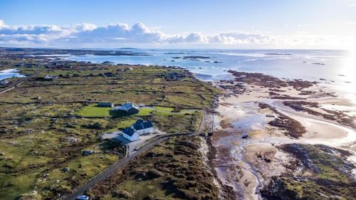 Ballyconneely House | Doleen Quay House