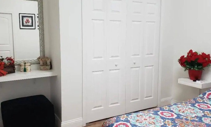 Bearss Plaza Apartment | Dolly's Apartment