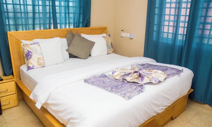 Sekondi-Takoradi Apartment | Dollys Villagio