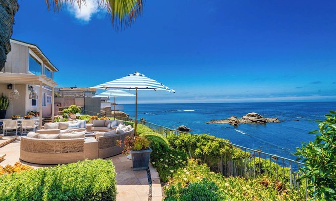 La Jolla House | Dolphin's Paradise Su