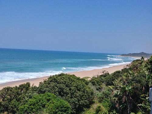 Zinkwazi Beach House | Dolphin View