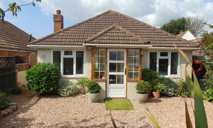 Pevensey House | Dolphins, relax at our lovely seaside holiday home