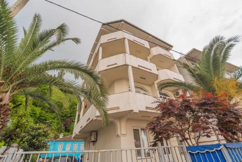 Sarpi House | Dom7
