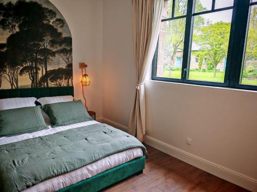 Saint-Quentin-sur-le-Homme Apartment | Domaine de L'isle Maniere