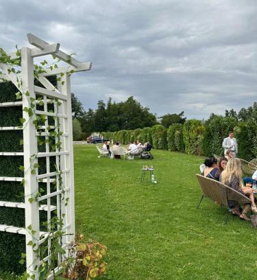 Pitres Bed & Breakfast | Domaine Athéna