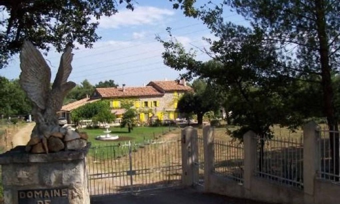 La Motte Apartment | Domaine de Château -Vieux 3-room * apartment in late 17th century country house