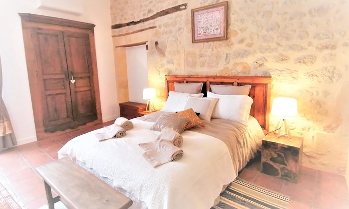 Guillac House | Domaine de Gaïa, Suite Apollon, Swimming pool on 1.5 ha park, near Saint-Emilion.