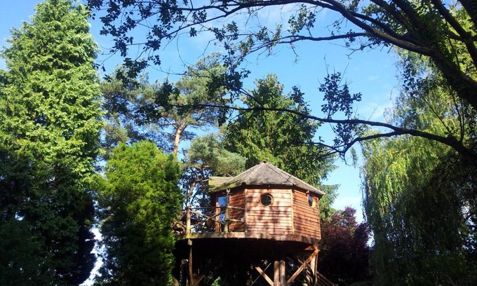Sautin House | Domaine De La Carrauterie by Terre Insolite