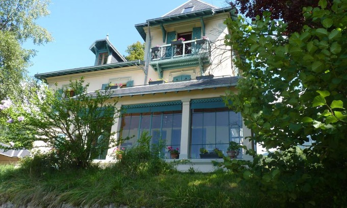 Saint-Christophe-la-Grotte Bed & Breakfast | Domaine de la Sauge