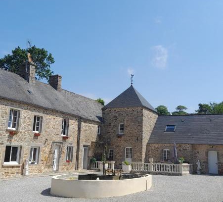 Benoitville House | Domaine de la Tour carrée - 3 Chambres