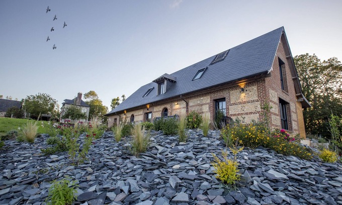 Etretat Villa | Domaine de la Valaine in Etretat