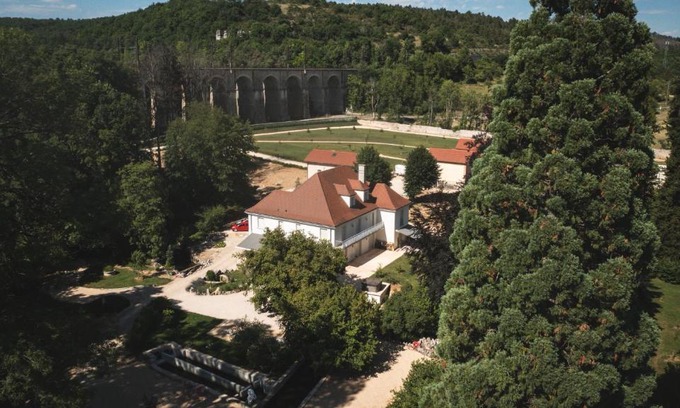 Plombiees-Les-Dijon House | Domaine de Neuvon