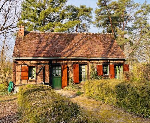 Nevoy House | Domaine de Sainte-Barbe - Le Petit Gite
