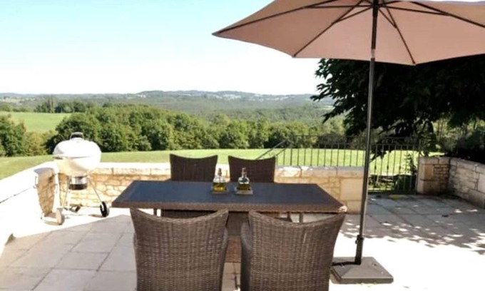 Sergeac House | Domaine des Grands Bois, Tour du Fauconnier★ 2air-conditioned rooms, 4 people