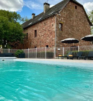 Saint-Cyprien-sur-Dourdou Bed & Breakfast | Domaine du Mas Naut