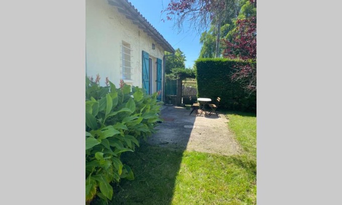 Velines House | Domaine Myrobolan - La maison M
