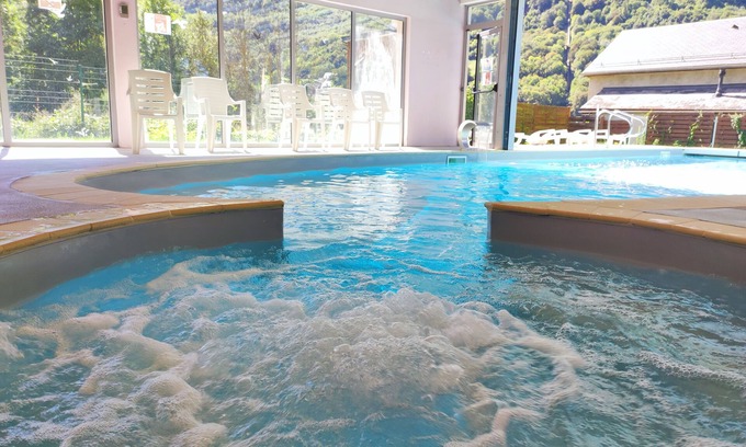 Luz-Saint-Sauveur House | Domaine Val de Roland