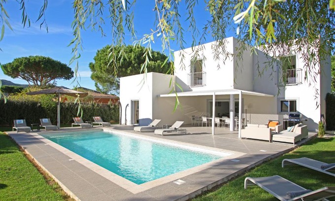 Calvi Hotel | Domaine Villas Mandarine Private Pools & Spa