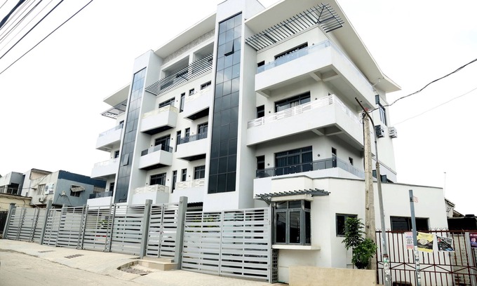Lagos Apartment | Domi Smart Luxury Duplex Apartment, 12 min to Airport and 24 hour Power Supply