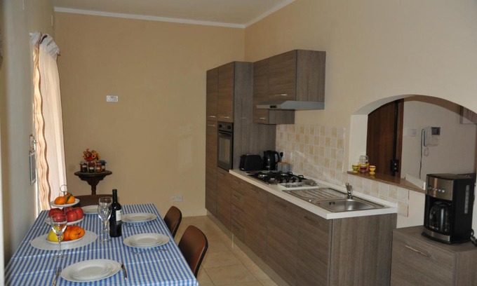 Tarxien Apartment | Doms Apartment